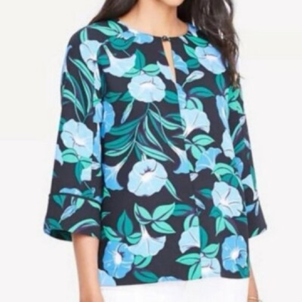 Ann Taylor NWOT block blouse wi 3/4 sleeves, morning glory print size Large